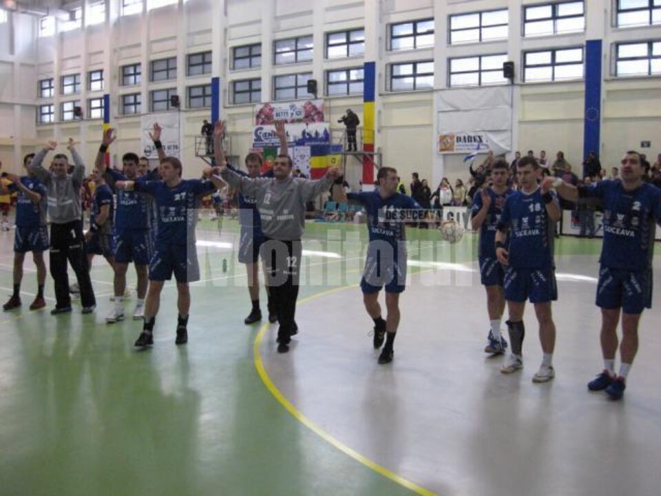 După o dublă victorie cu portughezii de la Sao Bernardo, sucevenii au salutat publicul care i-a aplaudat pentru calificarea în sferturile Challenge Cup