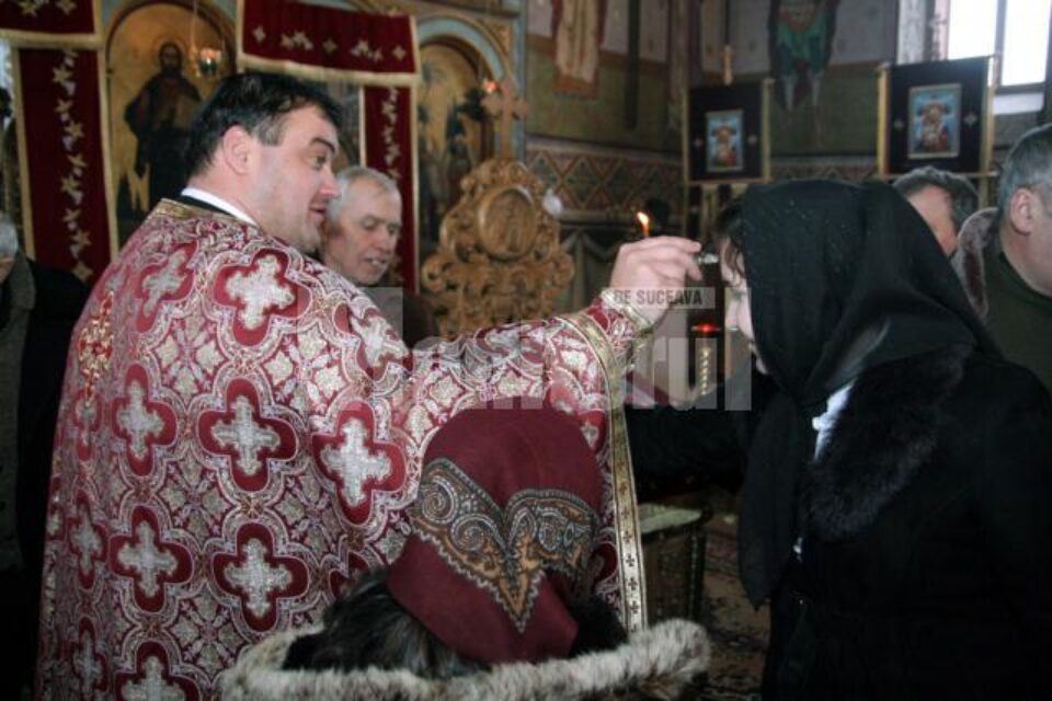Este importantă starea de spirit pe care o au credincioșii în post. Foto: Marius ȘUIU Este importantă starea de spirit pe care o au credincioșii în post. Foto: Marius ȘUIU