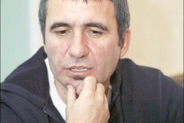 Hagi a spus ca vrea să revină la Galatasaray, dar nu acum