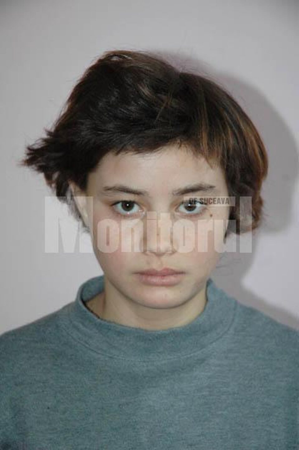 Cine o știe?: Poliția cere sprijin în identificarea unei tinere care nu știe cum o cheamă și de unde e