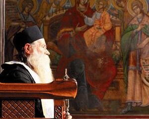 Peste 500 de preoți și diaconi slujesc în cele 13 eparhii din străinătate ale Patriarhiei Române
