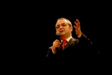 Premierul Emil Boc va vizita în jurul amiezii Universitatea „Ștefan cel Mare Suceava”. Foto: MEDIAFAX