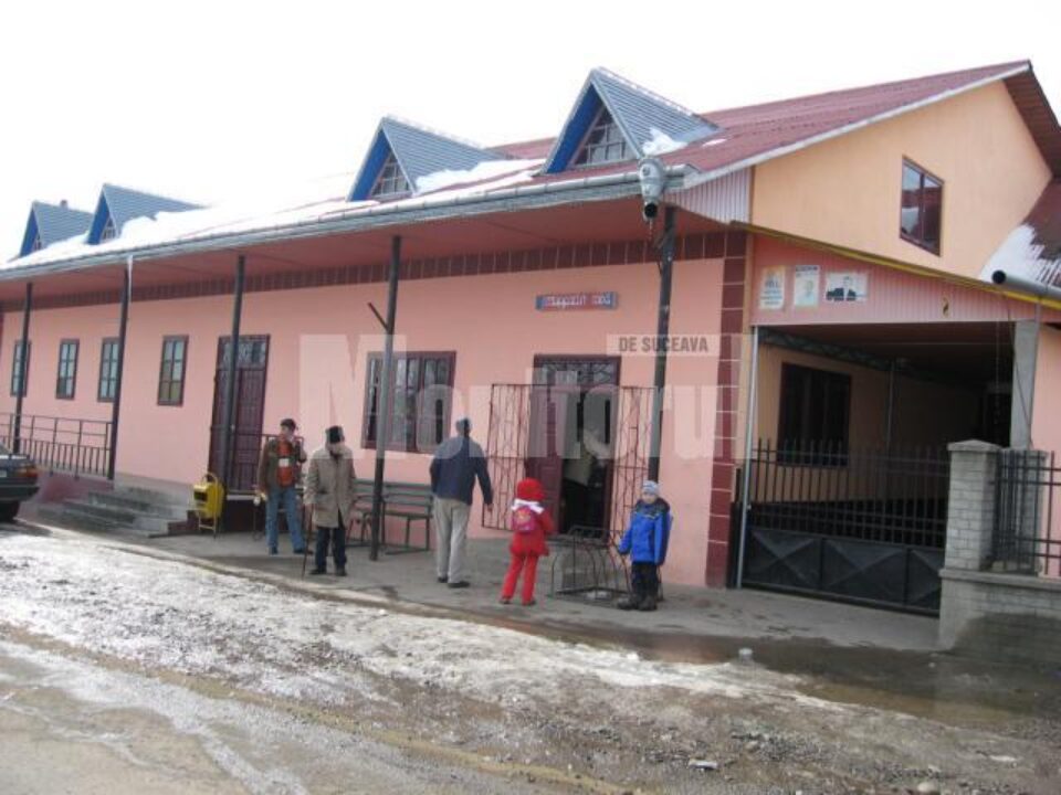 Inspectori de la Protecția Consumatorului sunt acuzați ca au furat din acest magazin 24 de cartele telefonice Inspectori de la Protecția Consumatorului sunt acuzați ca au furat din acest magazin 24 de cartele telefonice