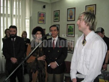 Vernisaj în prezența ALR Prințul Paul și Prințesa Lia ai României