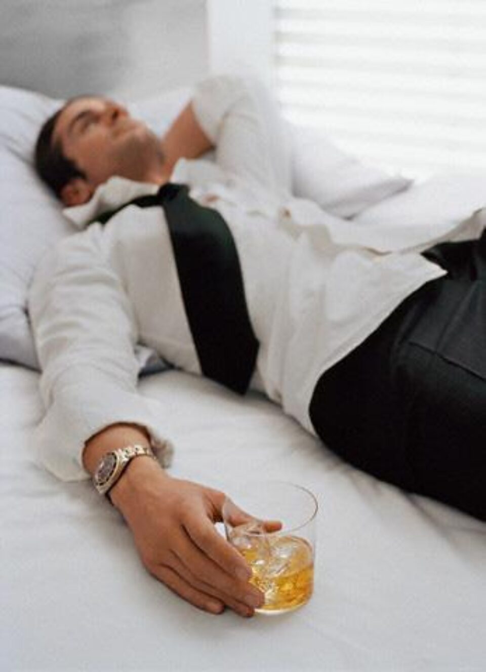 Dependența de alcool a fost asociată cu un risc crescut de depresie Foto: ZEFA