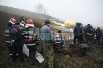 Conducta, veche de peste 40 de ani, s-a fisurat din cauza alunecării lente a terenului în zonă