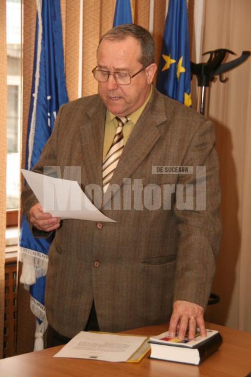 Prefectură: Ceremonie modestă la instalarea lui Eugen Girigan în funcția de subprefect