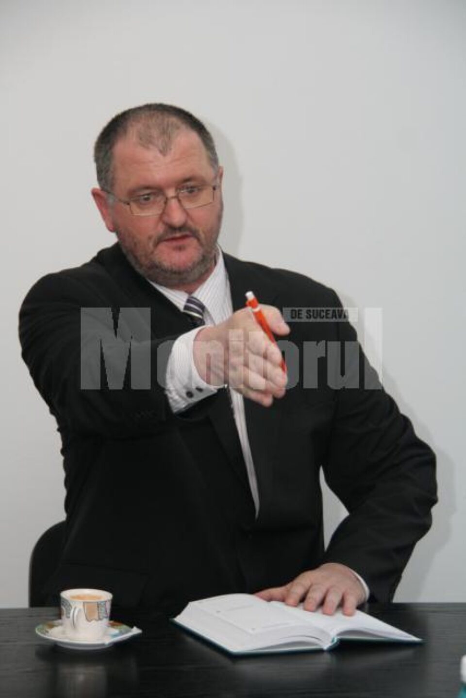 Orest Onofrei: „Această indemnizație este cea mai scumpă oră plătită din bani publici”