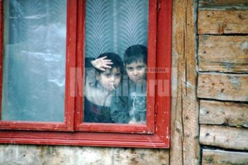 La Dornești, cei mici nu au încă grija viitorului