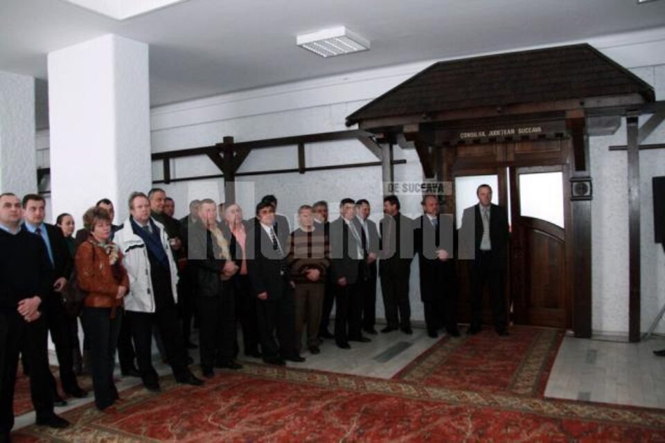 Promovare: Flutur le-a prezentat primarilor proiectul „Paștele în Bucovina”