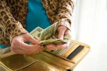 În ultima lună, mai mulți suceveni au fost păcăliți prin metoda „șmen”. Foto: CORBIS