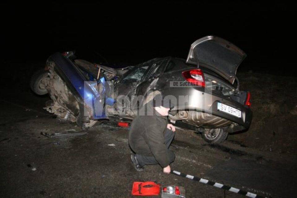 Impactul dintre cele două mașini a fost nimicitor