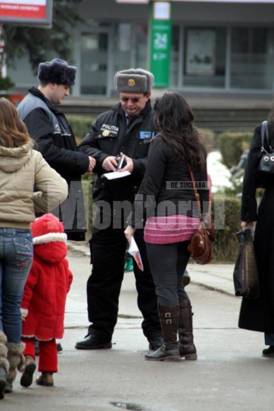 Noua decizie a Consiliului Local oferă polițiștilor comunitari posibilitatea de a da amenzi