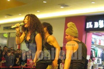 Claudia și dansatorii ei, în spectacol la Iulius Mall