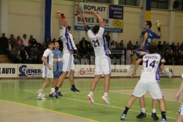 Sucevenii s-au desprins decisiv în repriza a doua