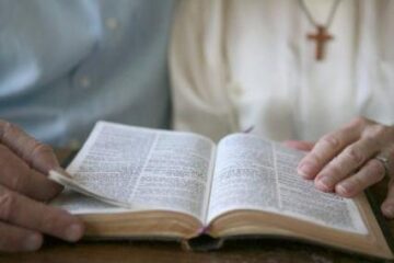 A avea încredere este o dovadă de curaj, a fi credincios este un semn al forței. Foto: CORBIS