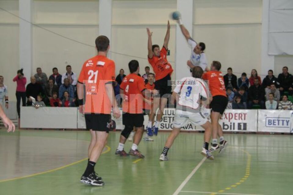 În meciul tur, sucevenii s-au impus fără probleme În meciul tur, sucevenii s-au impus fără probleme