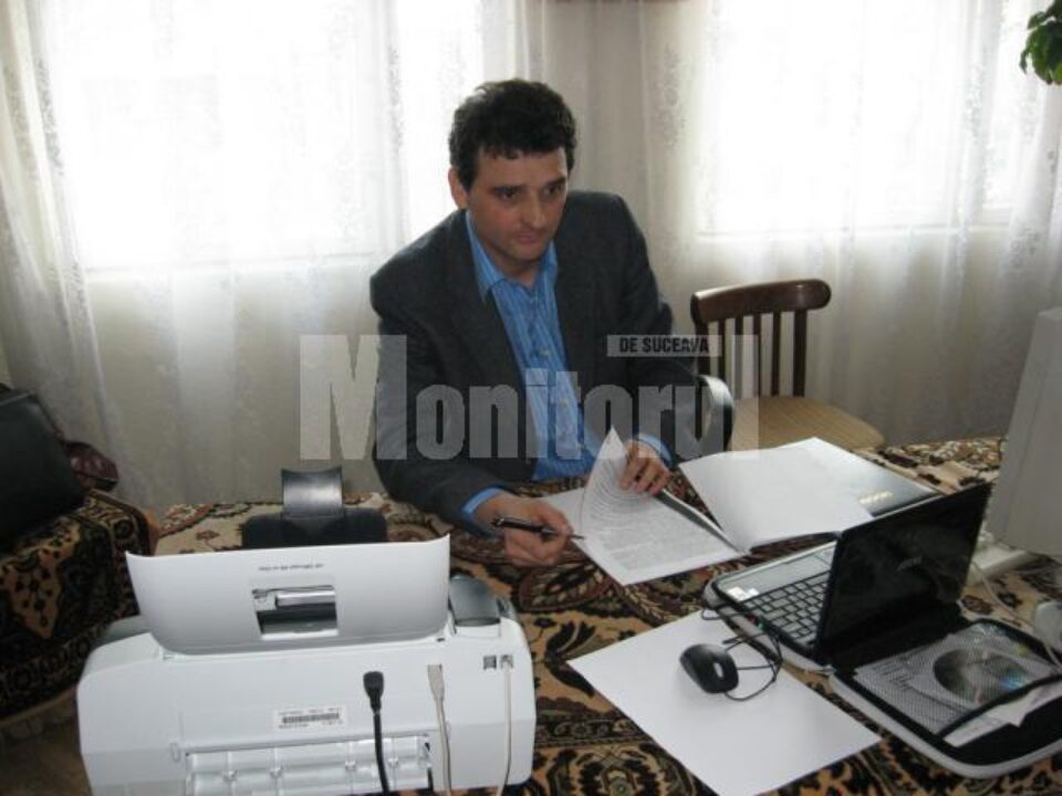 Vasile Petroaie: „Din câte am înțeles eu, paznicul era la etaj, a auzit zgomote, dar s-a pierdut cu firea…”