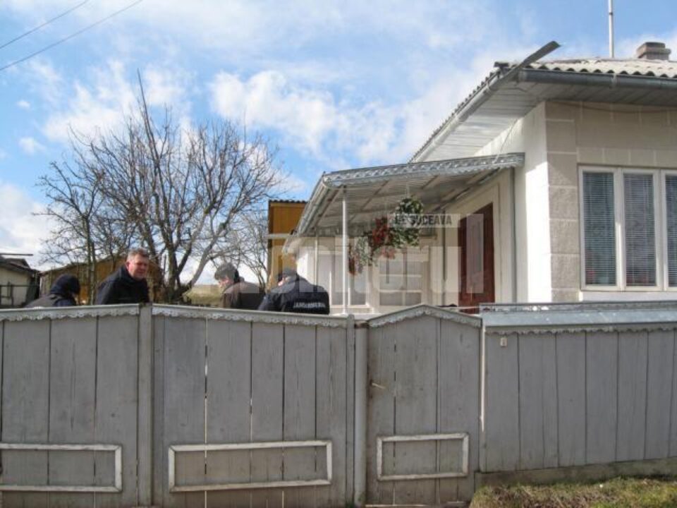 Percheziții efectuate la primele ore ale dimineții