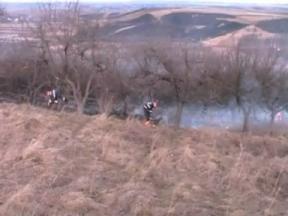 Neglijență: Incendiu în livezile sătenilor din Lucăcești