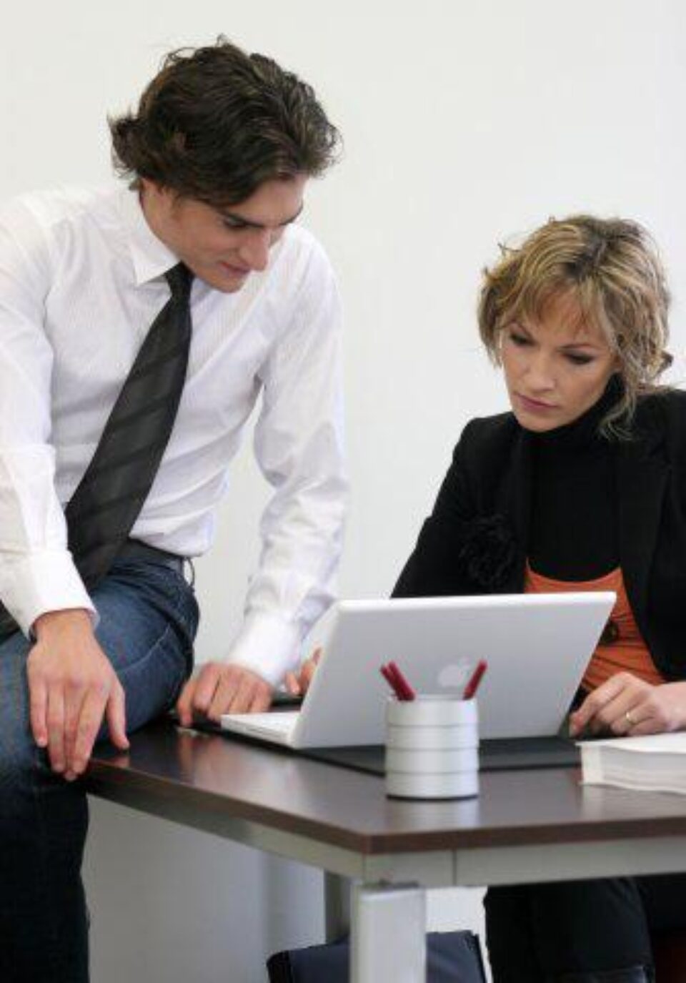 După vârsta de 27 de ani, abilitățile mentale ale oamenilor încep să se deterioreze. Foto: OREDIA