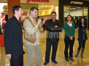„Cei trei...mușchii tari” de la Iulius Mall Suceava