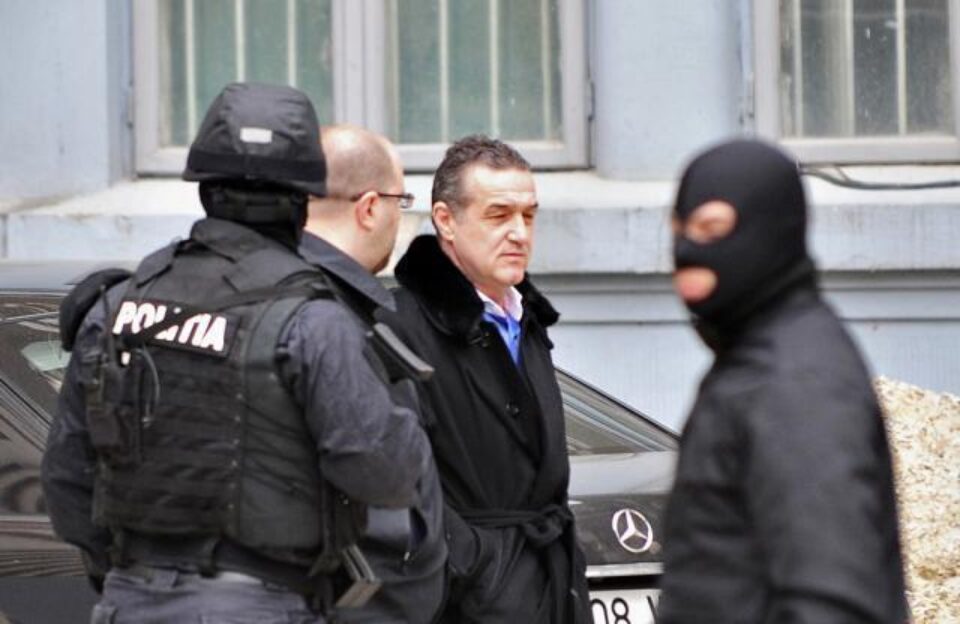 Finanțatorul FC Steaua, Gigi Becali, a fost reținut ieri de poliție. Foto: MEDIAFAX