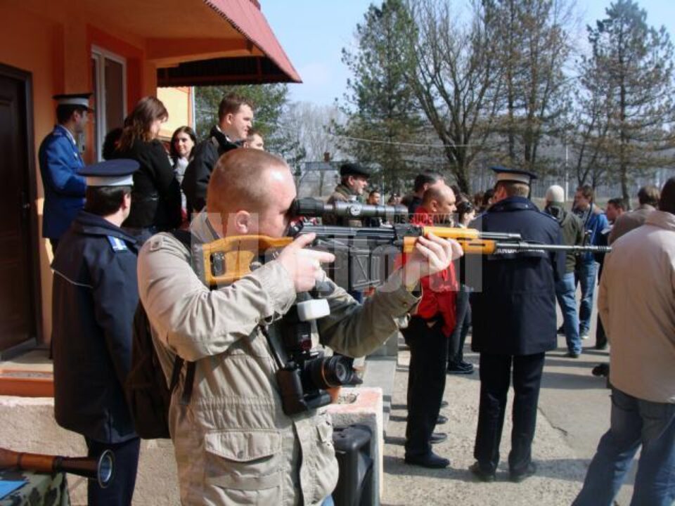 Ca niciodată: Jandarmeria Suceava, luată cu asalt de candidați la locurile de subofițeri