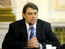 Adrian Cioroianu: „Nu i-am cerut nici o clipă să mă retragă, i-am spus doar că va trebui să-și asume răspunderea pentru lista propusă Delegației spre validare”. Foto: MEDIAFAX