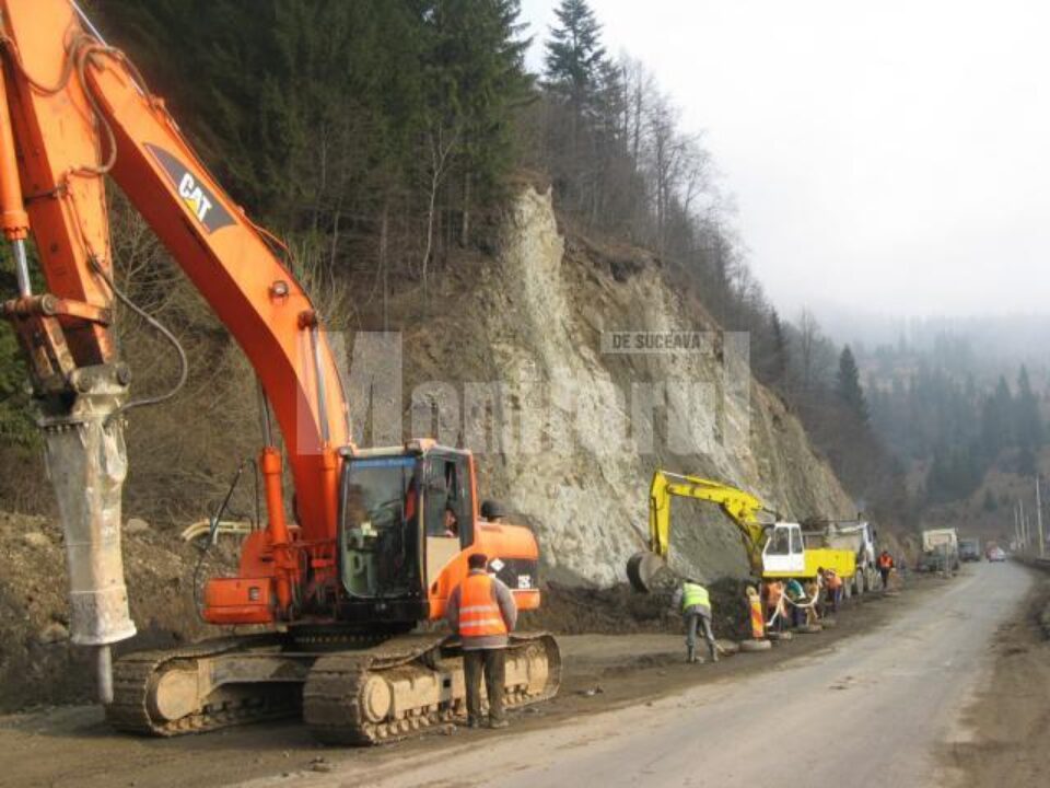 Lucrări pe drumul european 576, la Prisaca Dornei