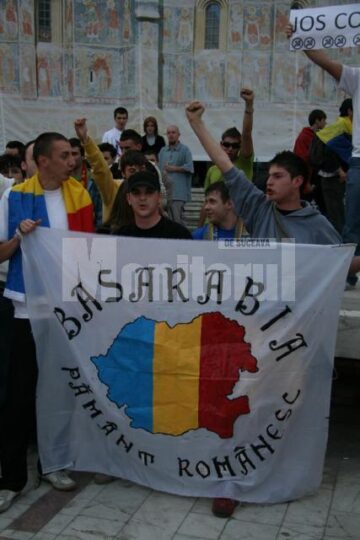 Solidaritate: Basarabenii din Suceava au protestat împotriva regimului comunist din Moldova