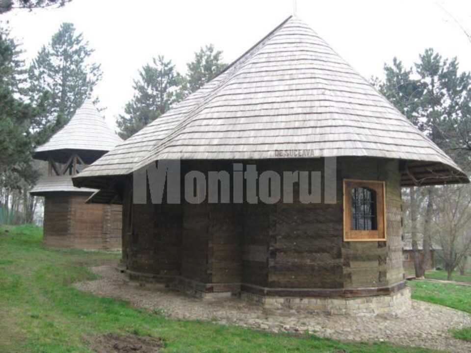 Biserica de lemn din incinta Muzeului Satului Bucovinean Biserica de lemn din incinta Muzeului Satului Bucovinean