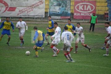 Pe final, sucevenii au atacat cu toate liniile