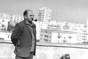 Romeo Calancea cu nedespărțita-i pipă