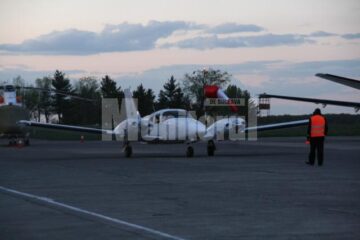 Precizări: În delegația pentru Lumina Sfântă, Flutur a fost un simplu mirean