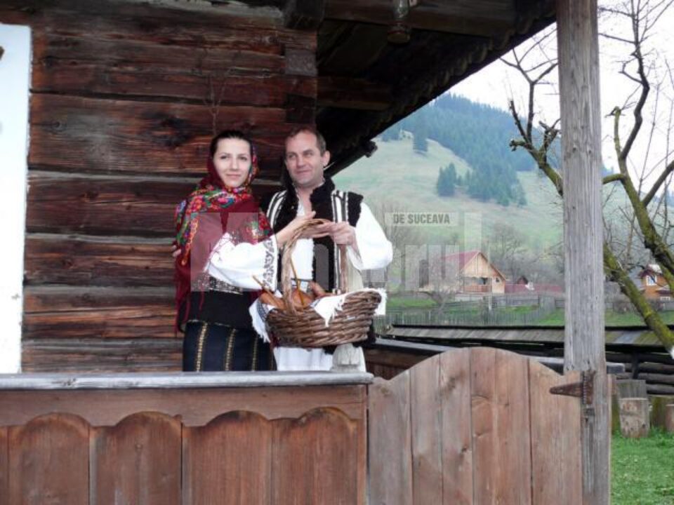 Familia Popa în așteptarea musafirilor