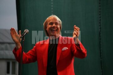 Magia muzicii: Peste 12.000 de spectatori la concertul lui Richard Clayderman