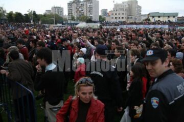 Magia muzicii: Peste 12.000 de spectatori la concertul lui Richard Clayderman