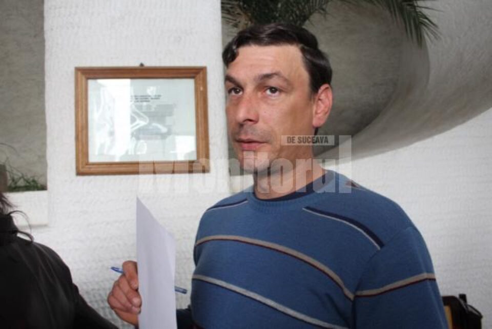 Alexandru Florea: „Am lucrat ca manipulant mobilă și fabrica s-a închis în februarie”