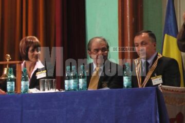 Înființarea Club Rotary „Dorna” s-a făcut în prezența membrilor Clubului din Suceava și a numeroși oaspeți