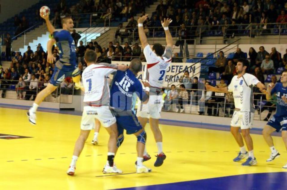 Universitatea a pierdut clar, confruntarea de la Reșița Universitatea a pierdut clar, confruntarea de la Reșița