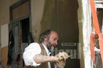 Mircea Dăneasă: „Monumentul va fi patinat în bronz nobil polizat”