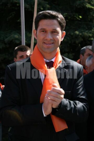 Europarlamentare: PD-L Suceava, debut de campanie în „Piața Uniunii Europene”