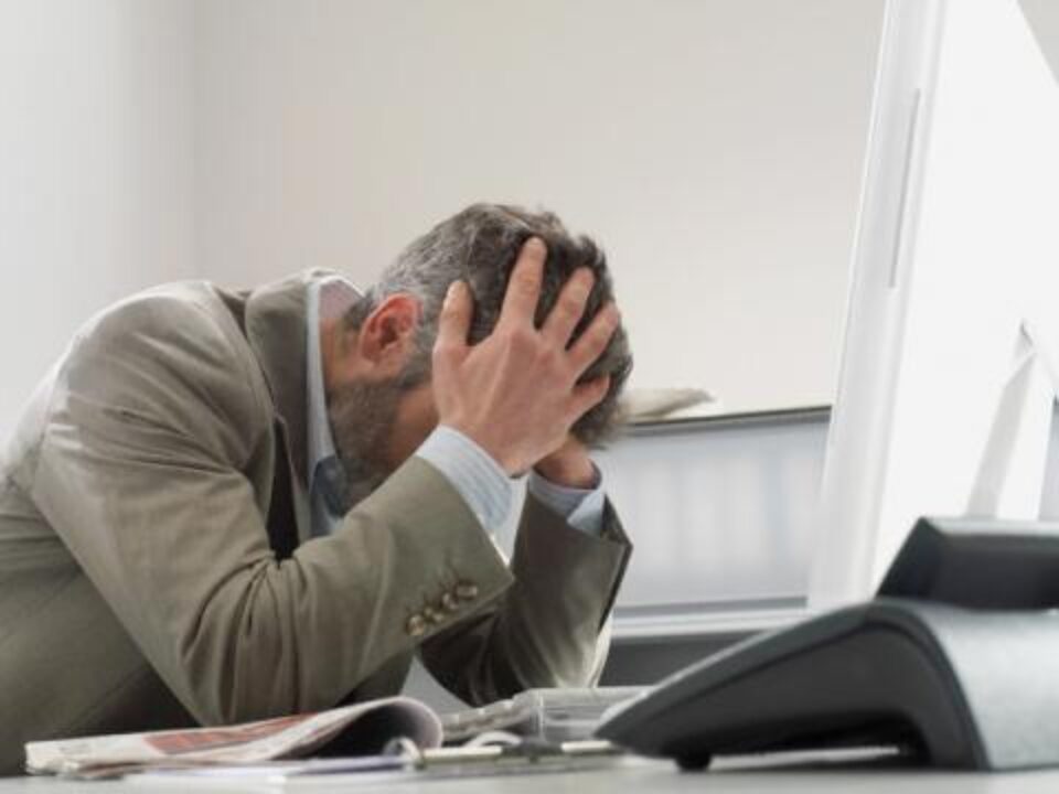 Bărbații recunosc că se gândesc aproape tot timpul la serviciu și la bani. Foto: ZEFA