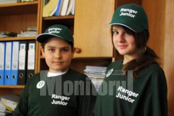 „Rangers Junior” din Fălticeni vor desfășura o campanie de ecologică pentru protejarea păsărilor