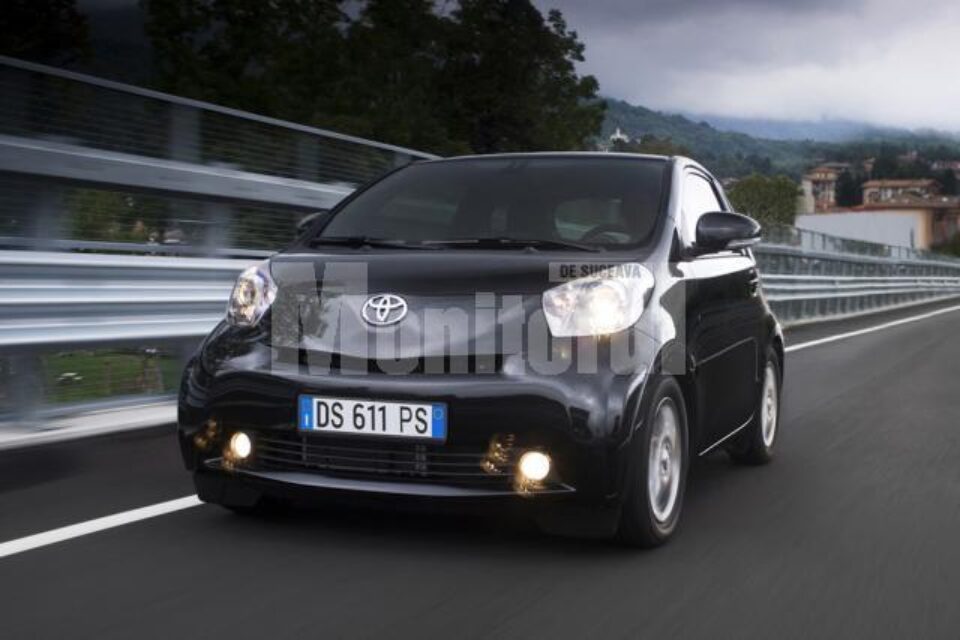 Toyota iQ