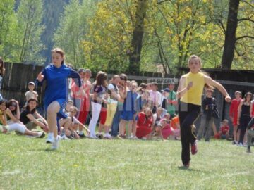 Sport școlar: Peste 600 de elevi s-au întrecut la Putna
