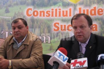 Suceveanul Mihai Ceghe Nastiuc, din comuna Baia, a fost prezentat de Gheorghe Flutur în cadrul unei conferințe de presă