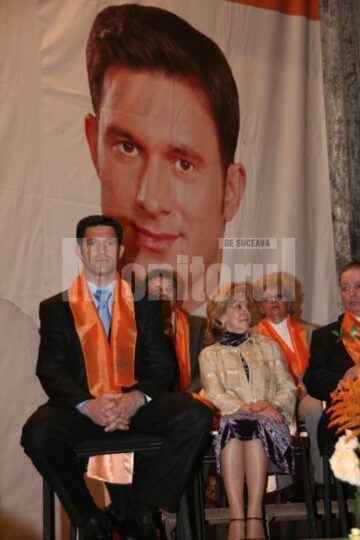 Eveniment: Familia PD-L Suceava și rudele i-au fost alături lui Petru Luhan la lansarea candidaturii