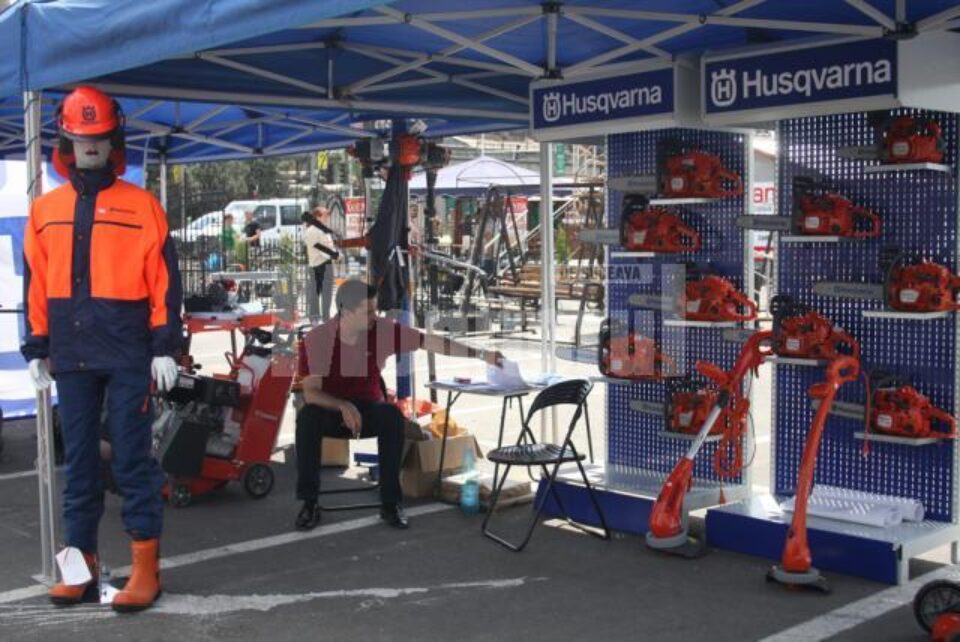 Târg: 40 de firme de construcție își expun oferta la Shopping City Suceava